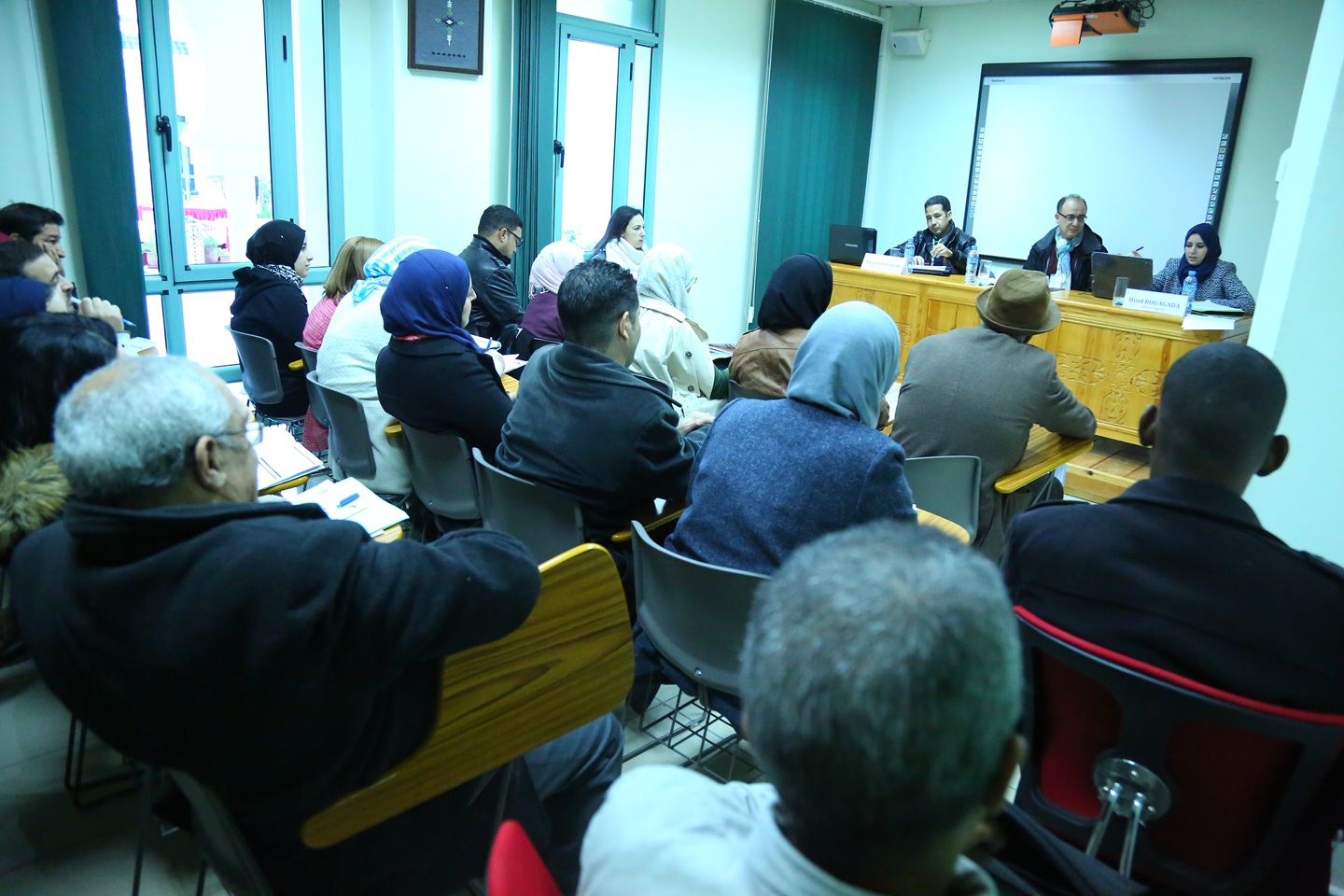 La jeune recherche en sciences sociales et humaines au Maghreb. Institutions et acteurs. Hommage à feu Mohamed Brahim Salhi