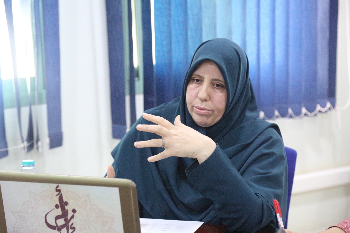 الموسوعات البيبليوغرافية الأدبية، الأدوات المنهجية وبناء المخرجات